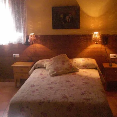 Roch Hotel *